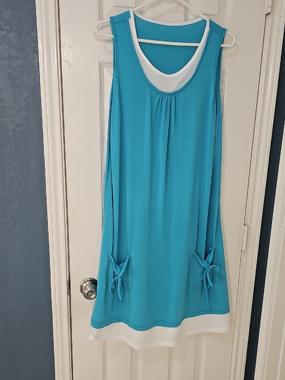 New Large Sleeveless Turquoise Shift Dress Or Coverup with White Trim Pockets